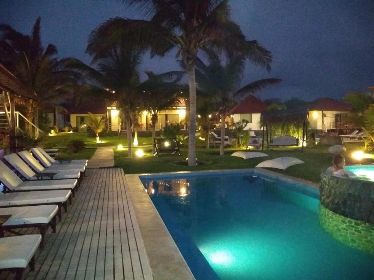 Hotel Villa Sirena Vichayito Exteriér fotografie